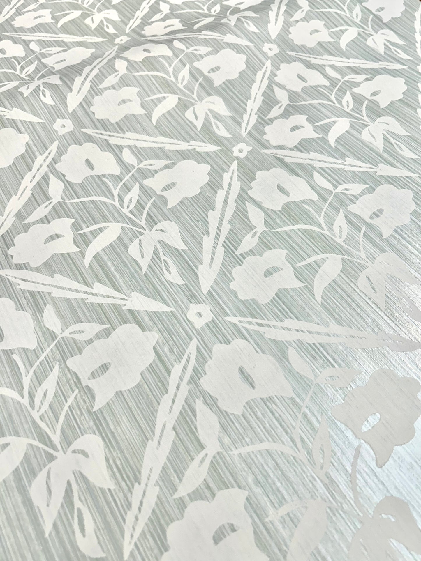 Hand-Painted Strié Wallpaper rolls